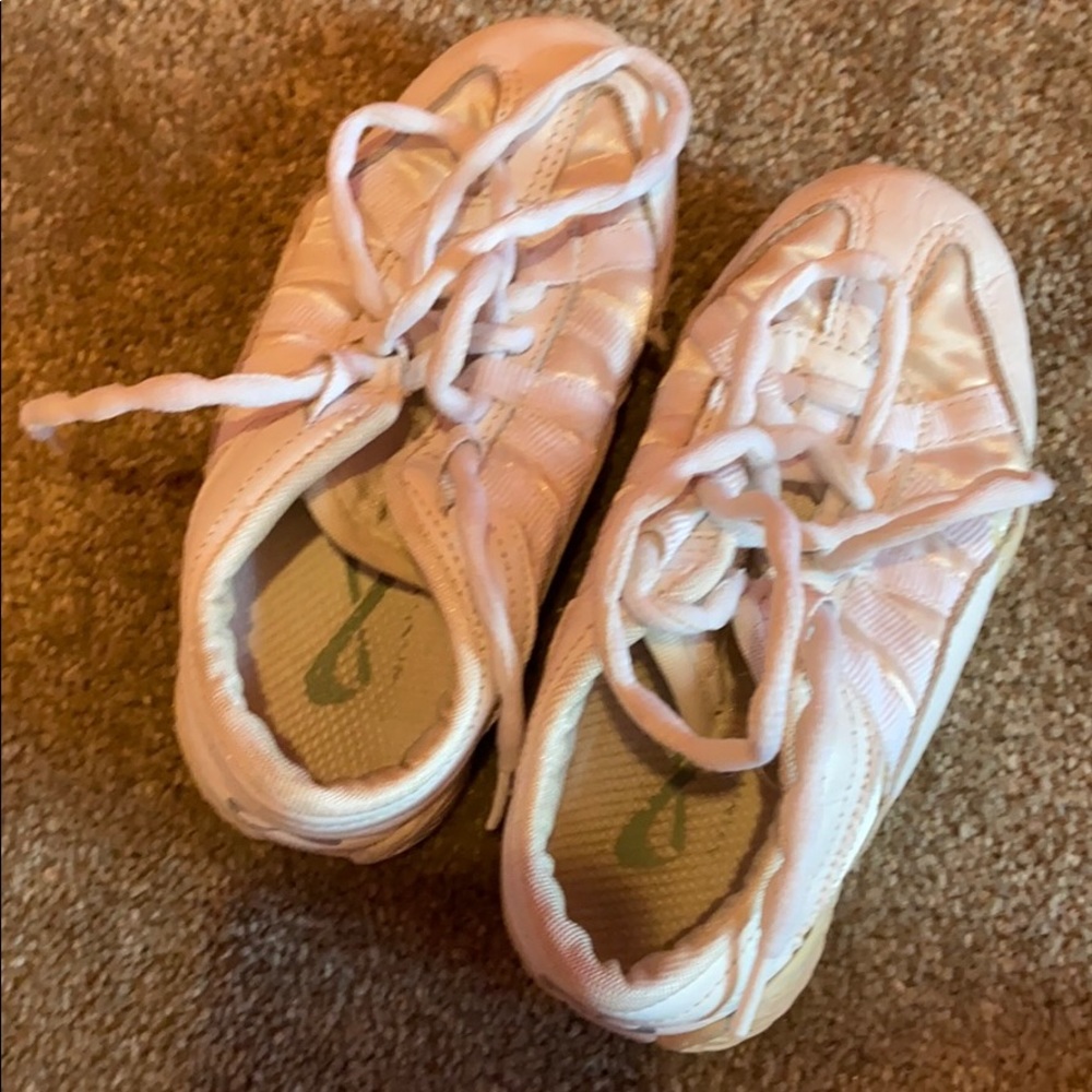 CHILDREN Cheer shoes